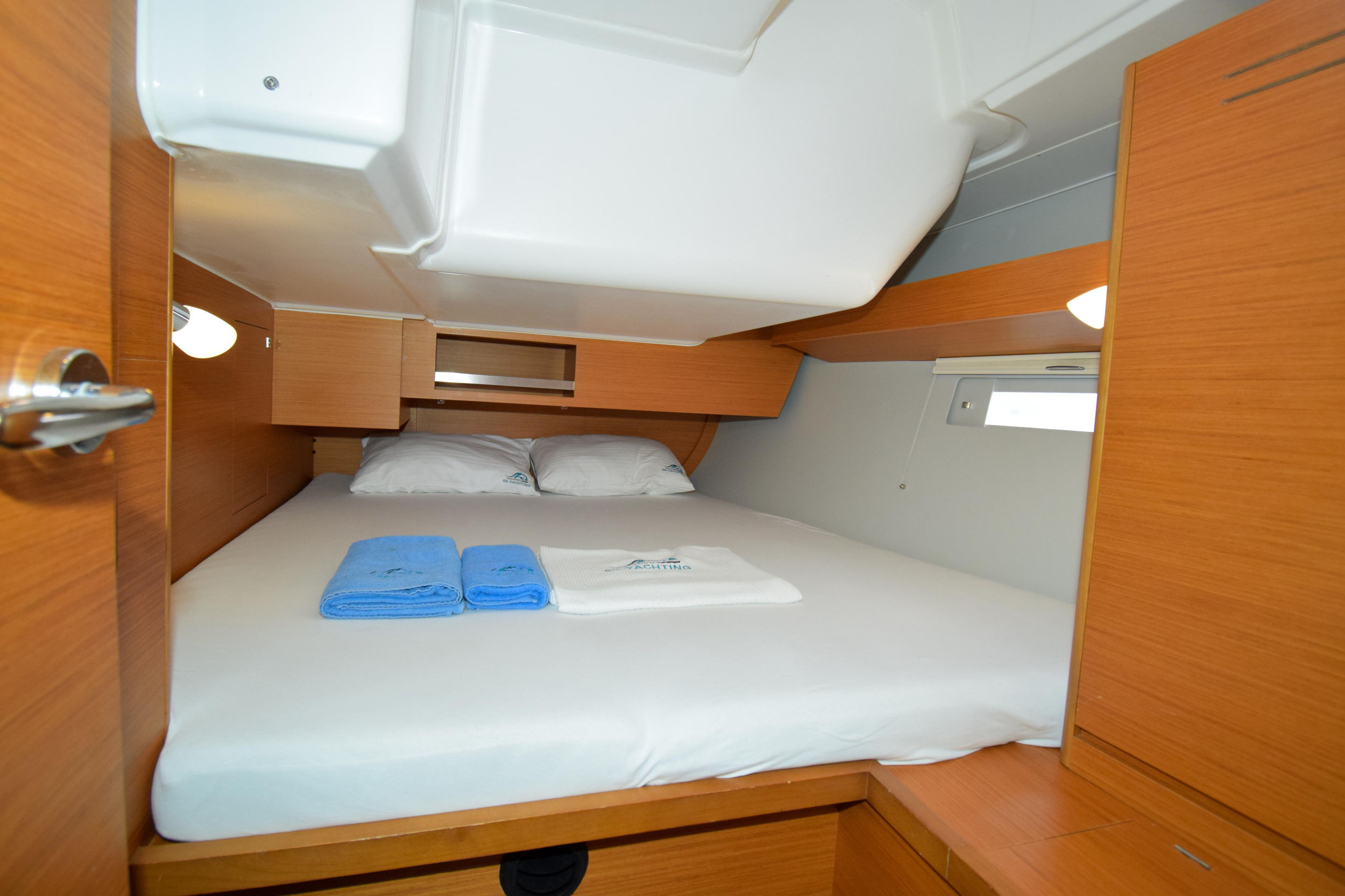 Dufour 430 — photo 20