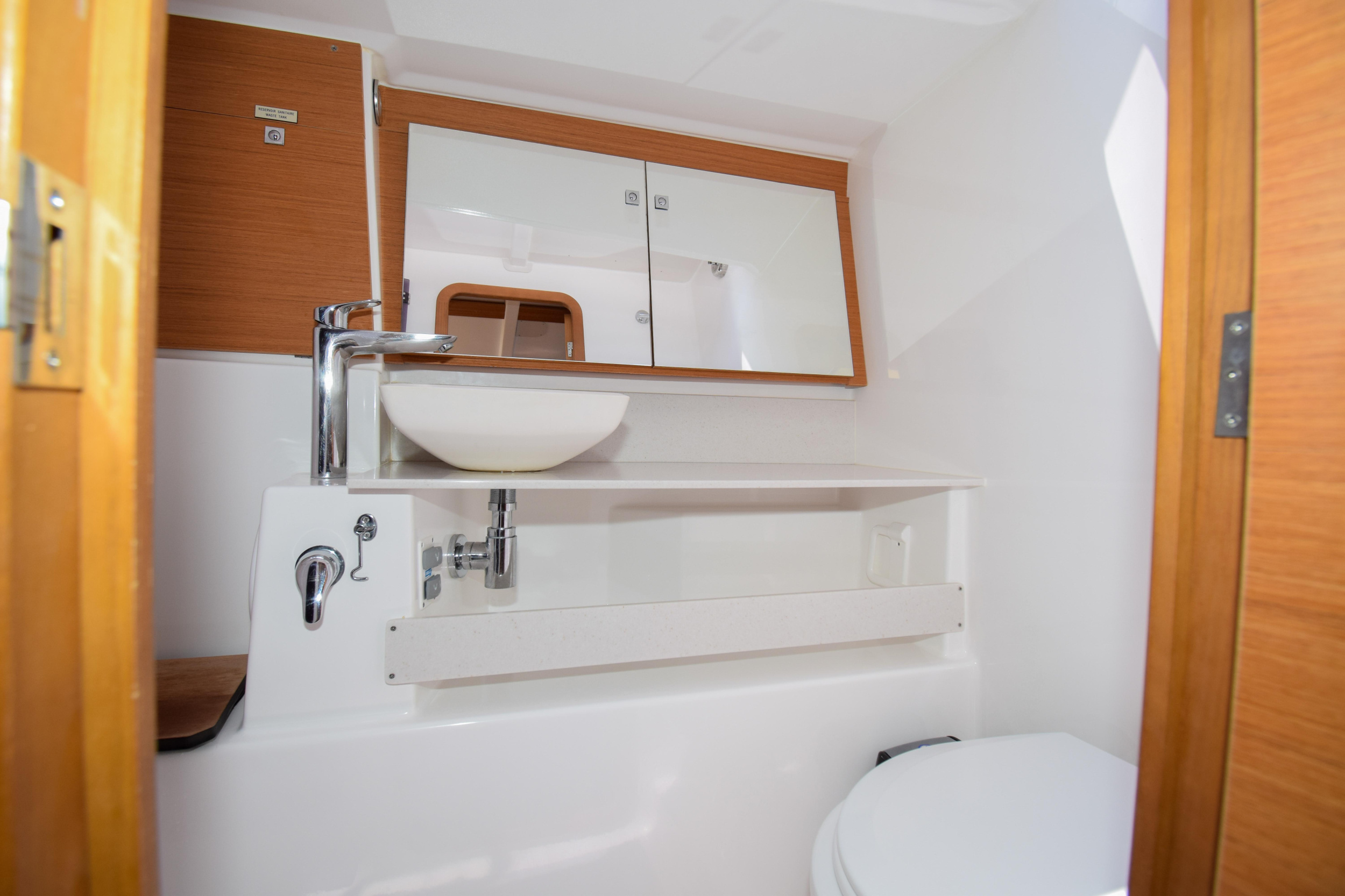 Dufour 430 — photo 8