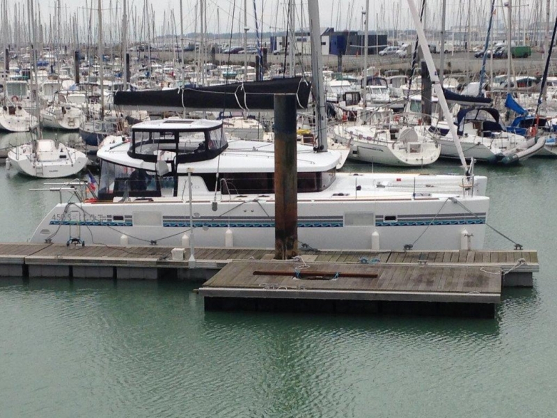 Lagoon 450 SporTop — photo 4