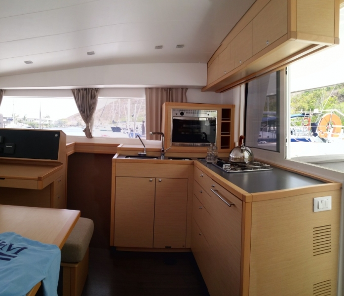 Lagoon 400 S2 — photo 16