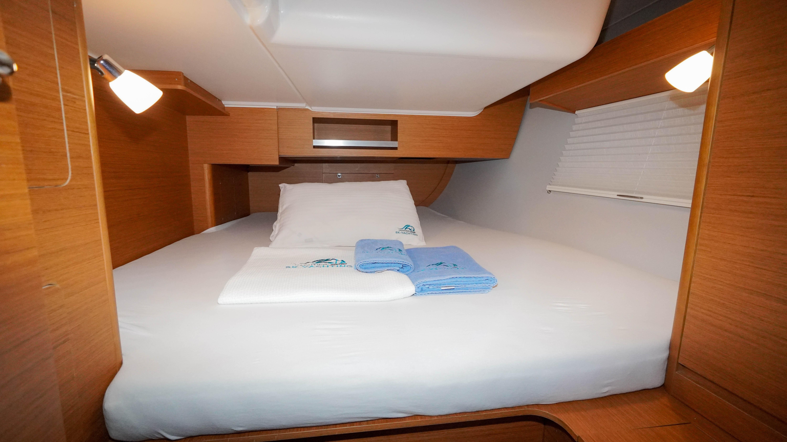 Dufour 390 — photo 27