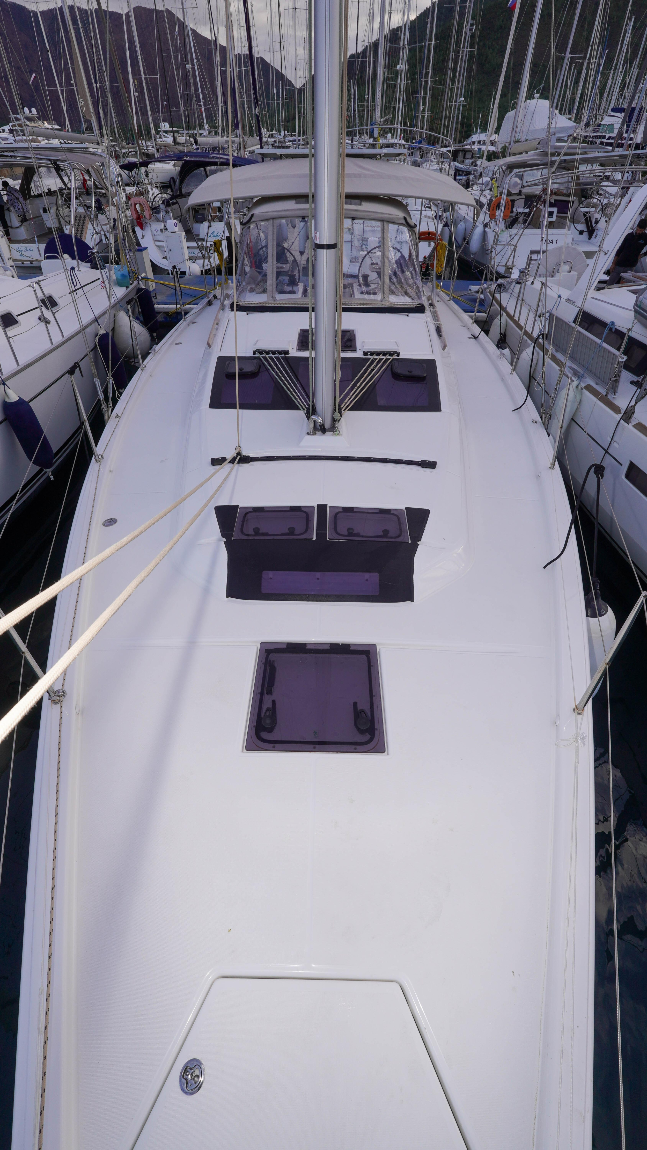 Dufour 390 — photo 32