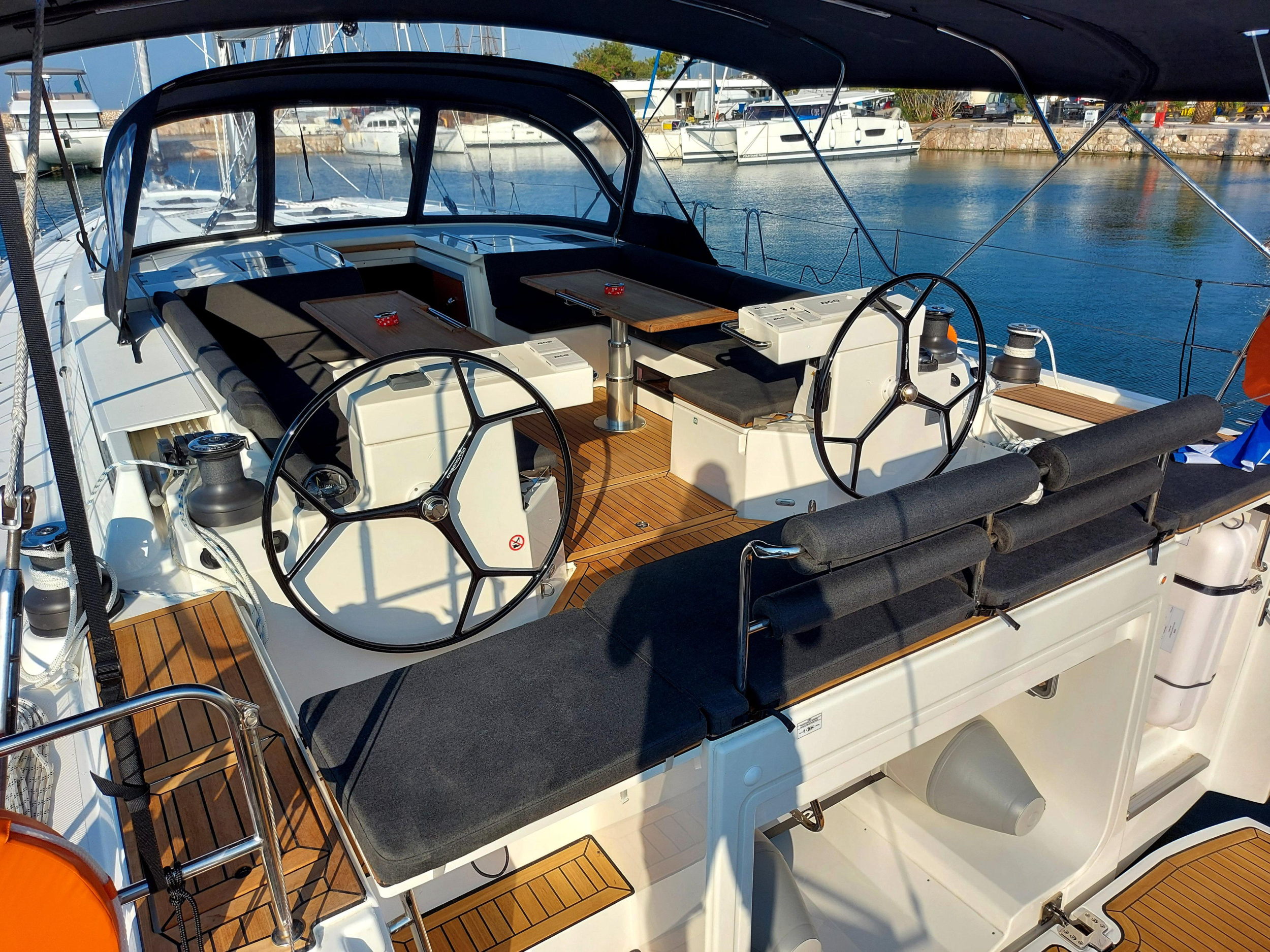 Bavaria C57 — photo 7