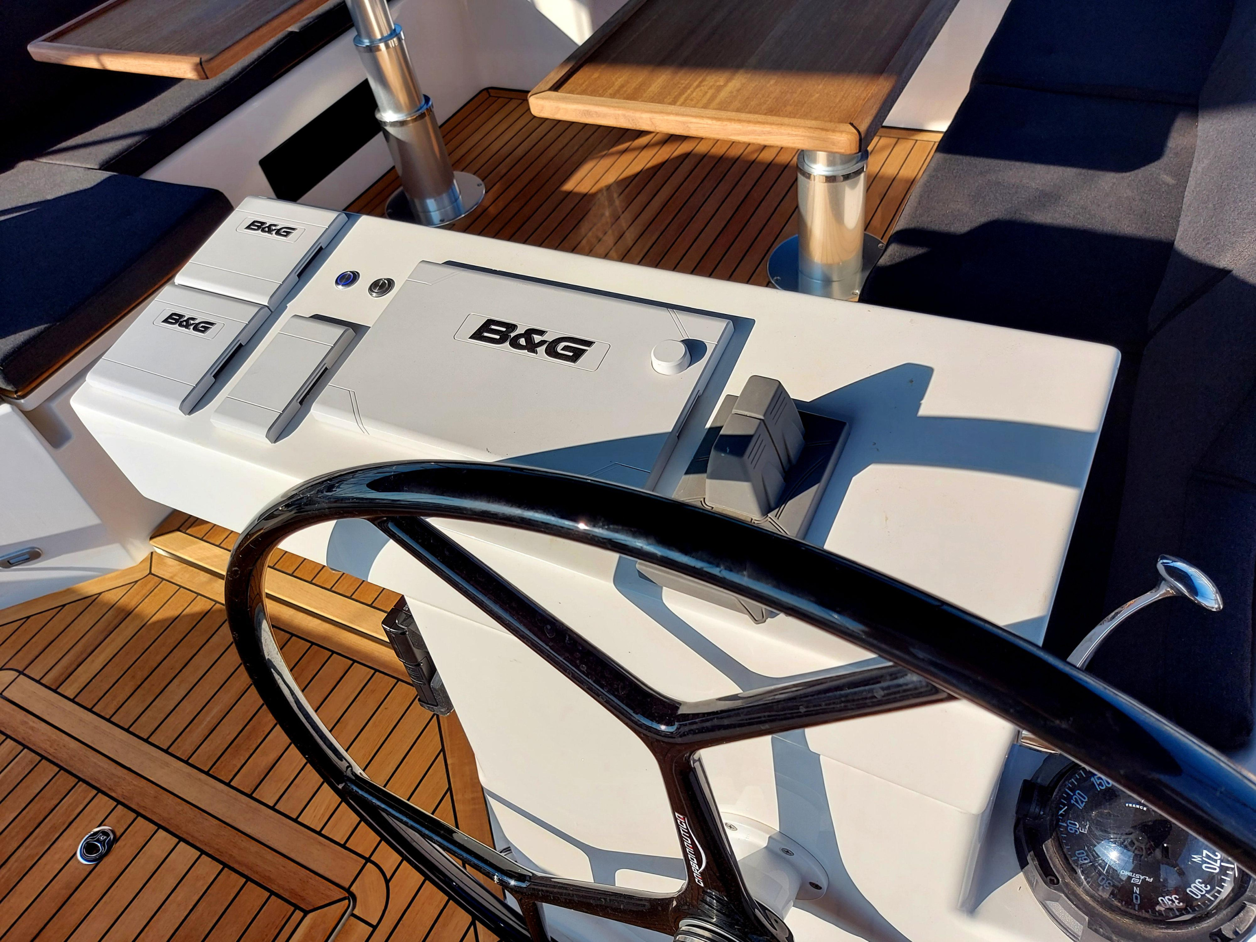 Bavaria C57 — photo 9