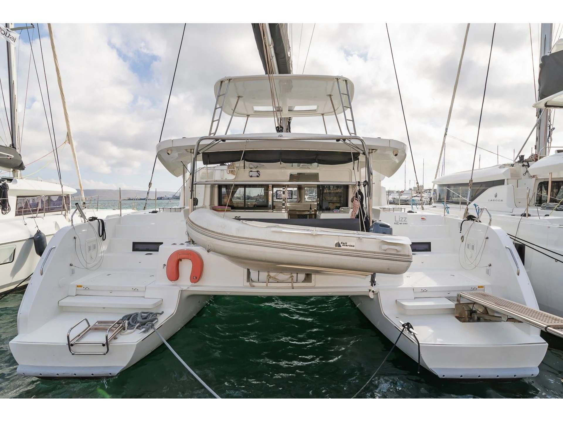 Lagoon 46 — photo 1