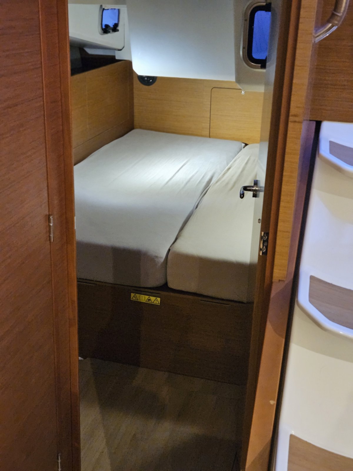 Sun Odyssey 440 — photo 16