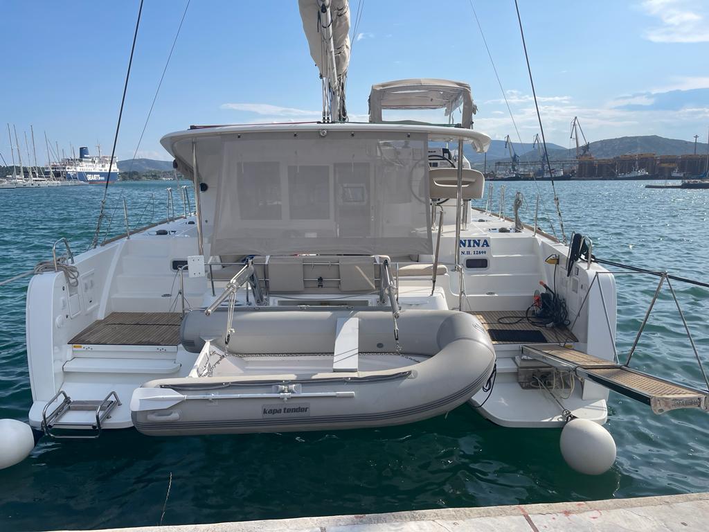 Lagoon 40 — photo 7
