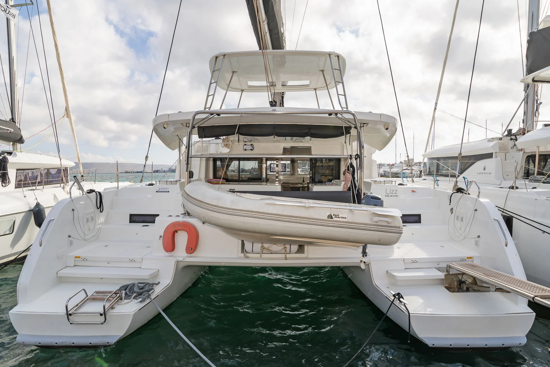 Lagoon 46 — photo 9