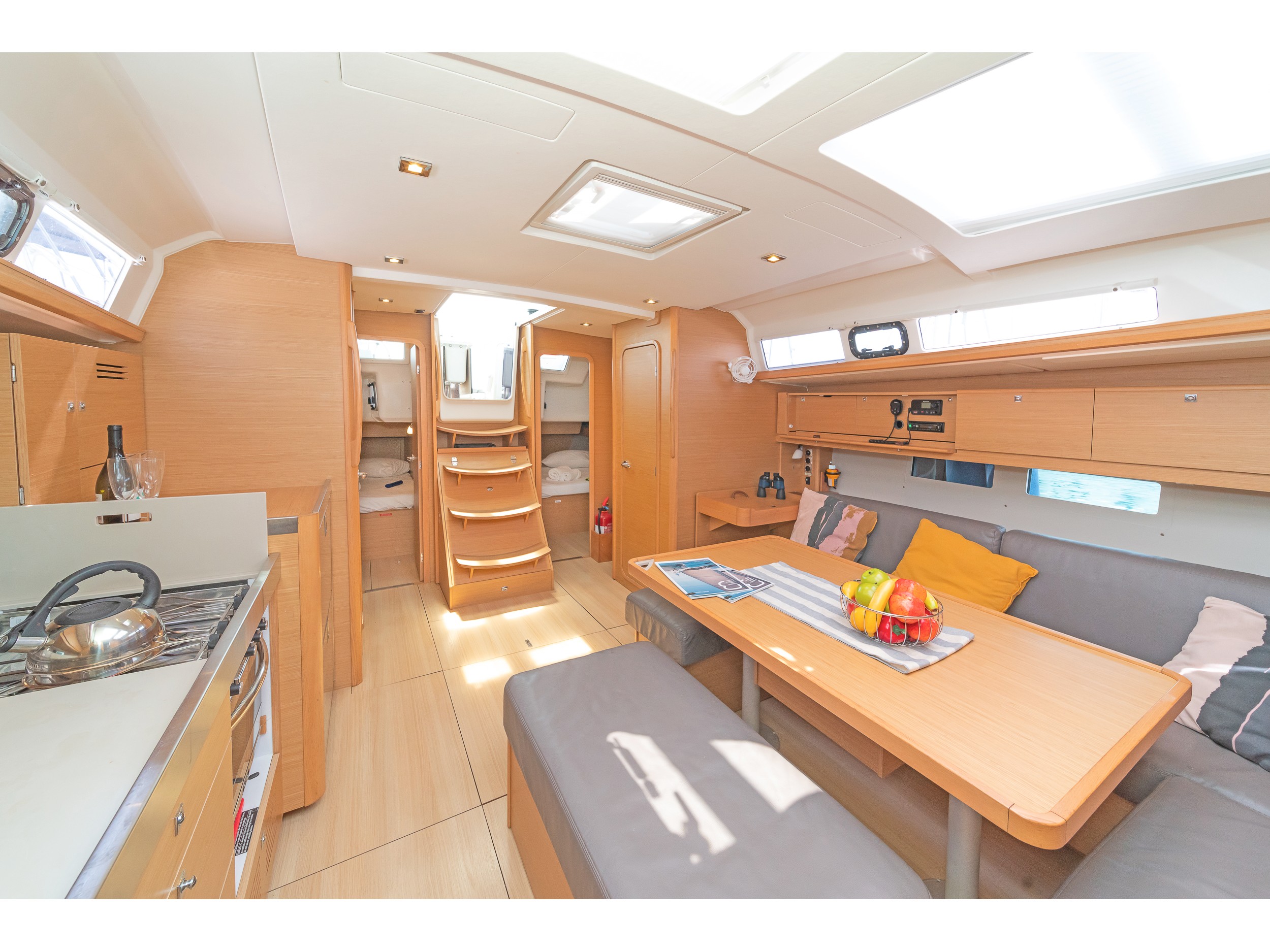 Dufour 460 Grand Large — photo 10