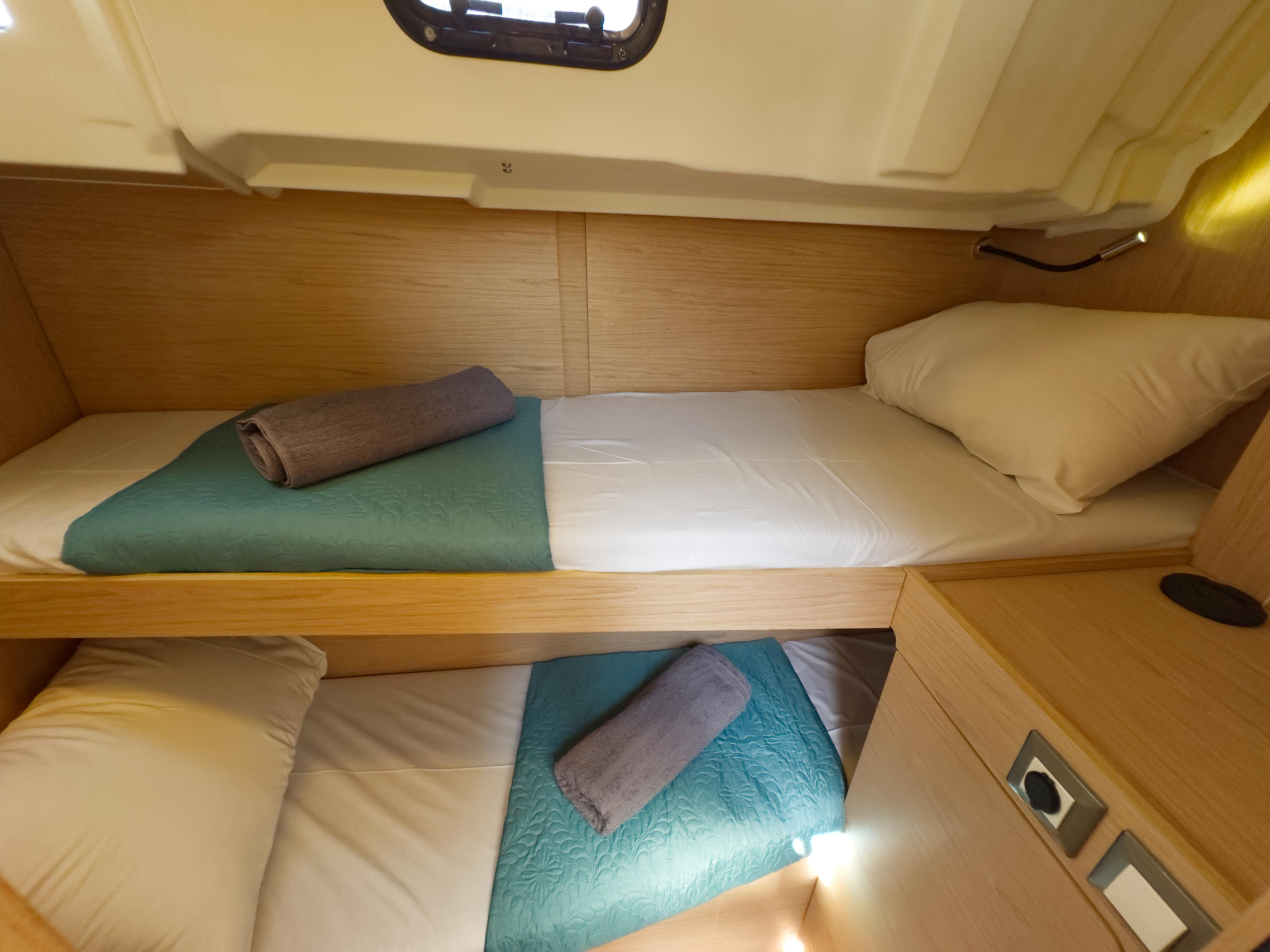 Oceanis 46.1 — photo 18