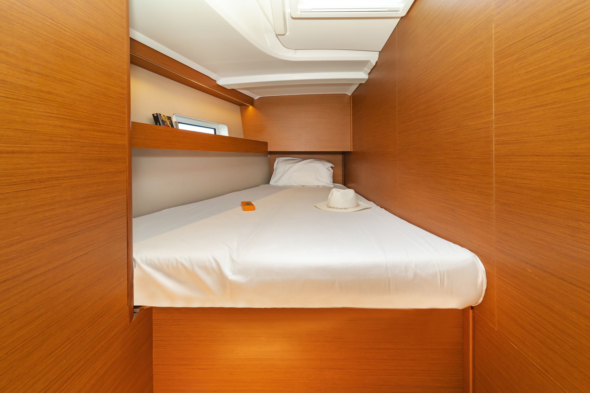 Sun Odyssey 490 — photo 4