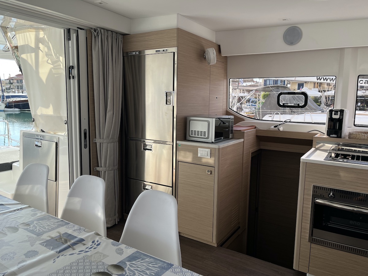 Lagoon 43 — photo 20
