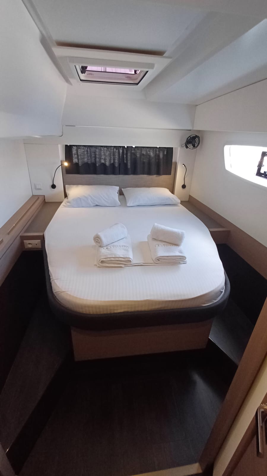 Fountaine Pajot Astrea 42 — photo 2