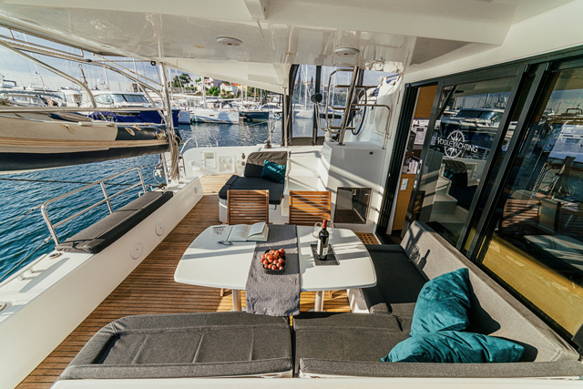 Lagoon 42 — photo 22