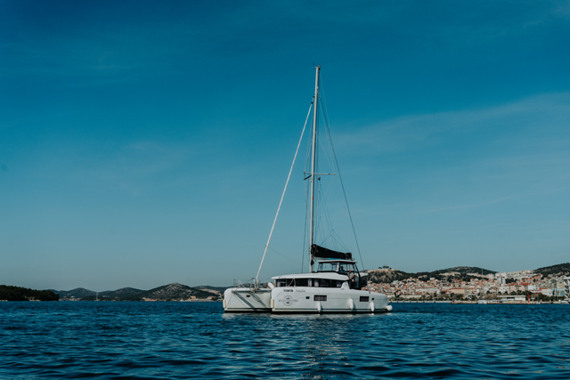 Lagoon 42 — photo 20