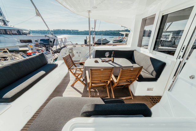 Lagoon 40 — photo 21