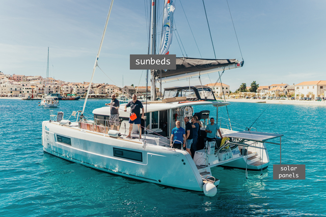 Lagoon 40 — photo 14