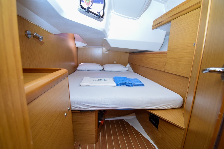 Sun Odyssey 44 i — photo 15