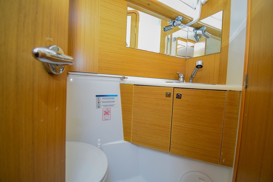 Sun Odyssey 44 i — photo 17