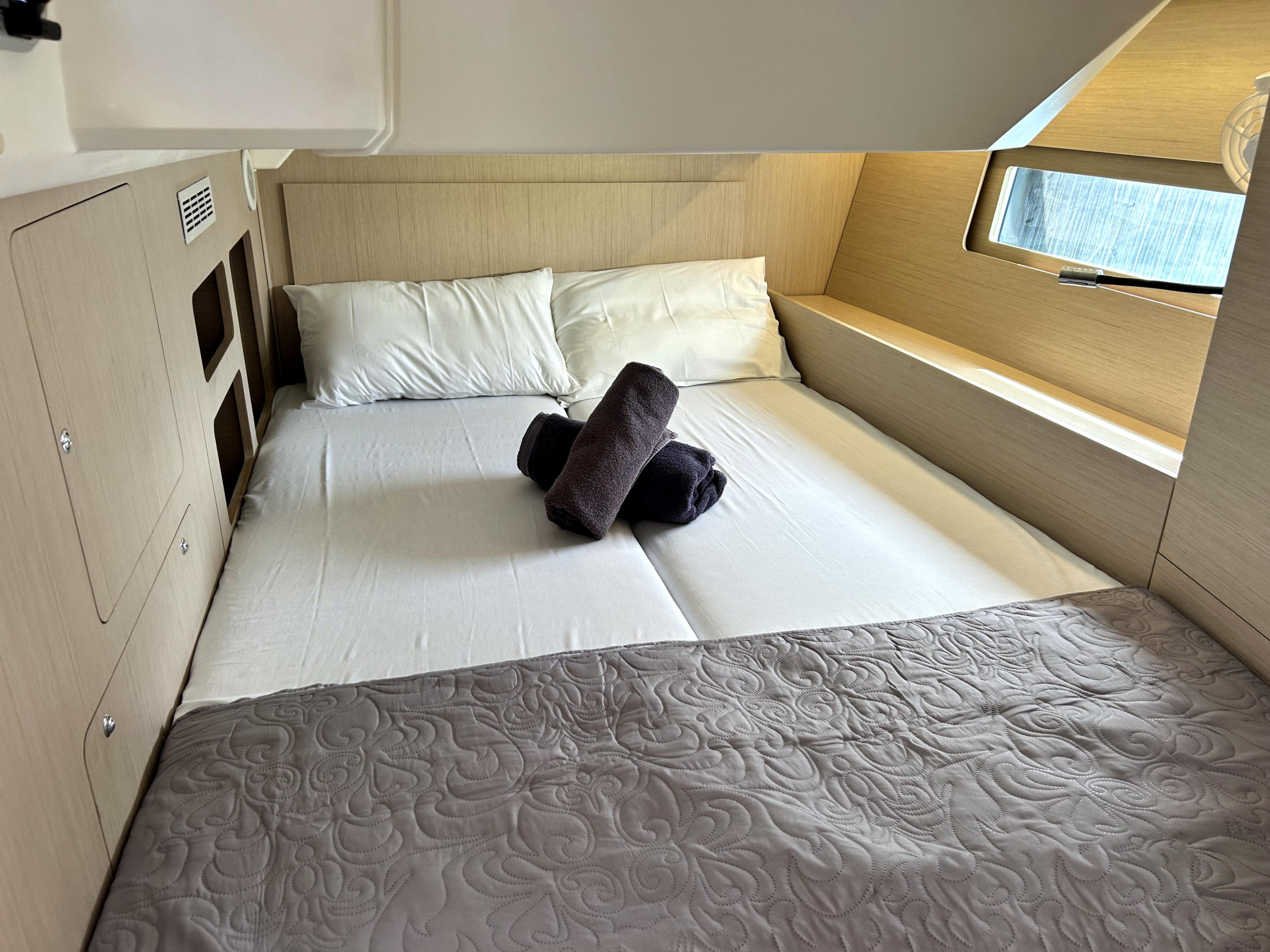 Oceanis 46.1 — photo 16