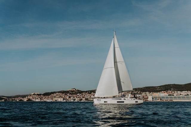 Oceanis 46.1 — photo 8
