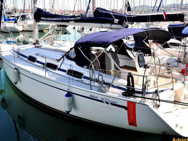 Bavaria 33 Cruiser — photo 1