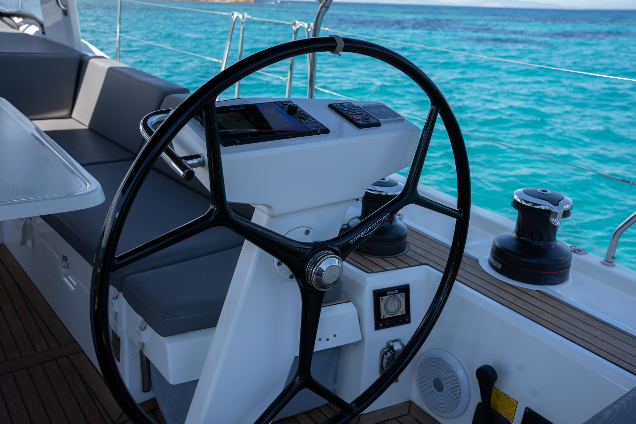 Oceanis 51.1 — photo 19