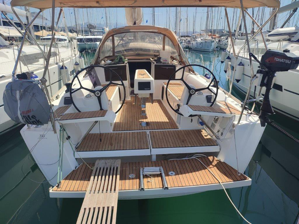 Dufour 350 — photo 1