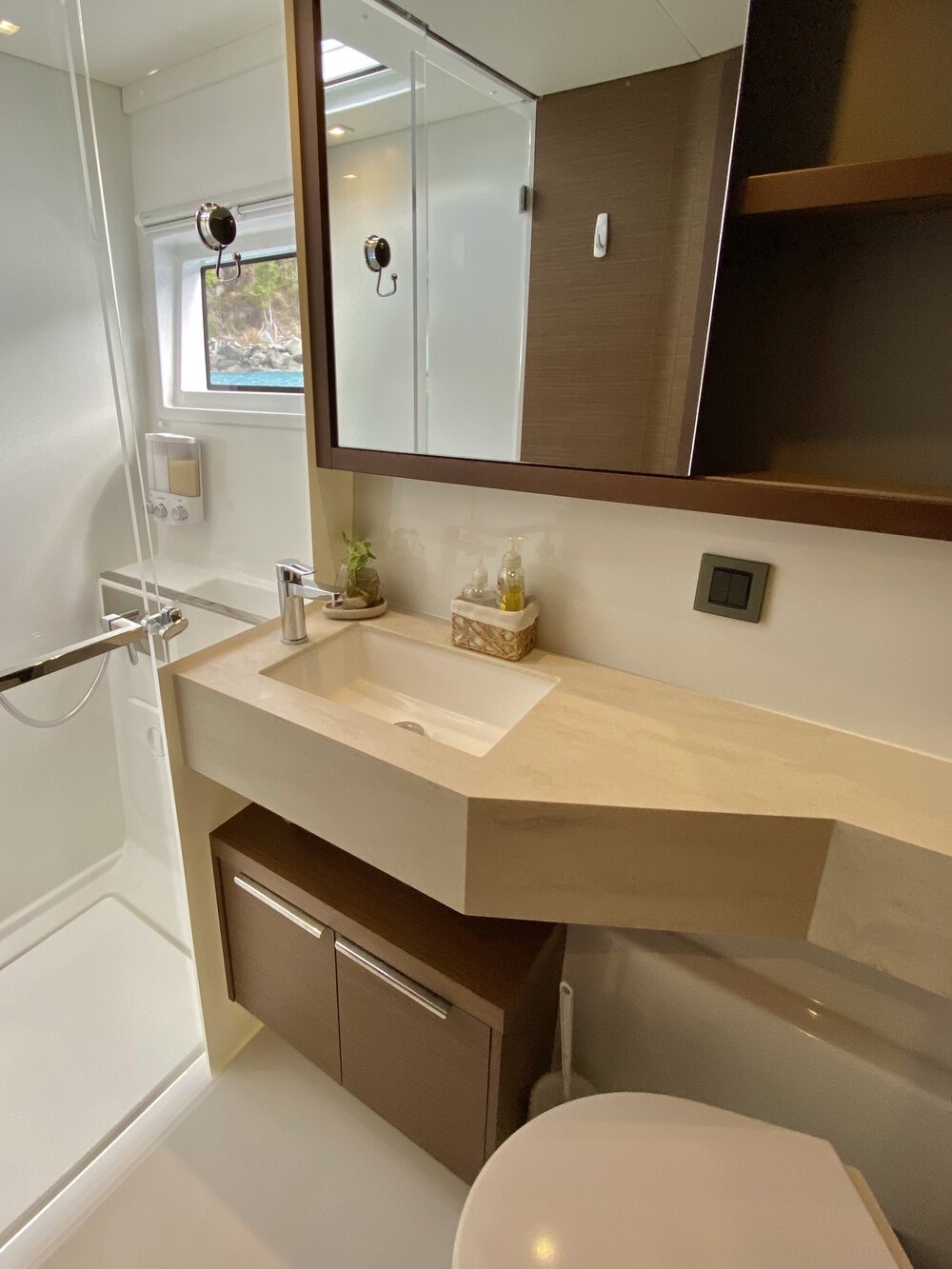 Lagoon 46 — photo 21