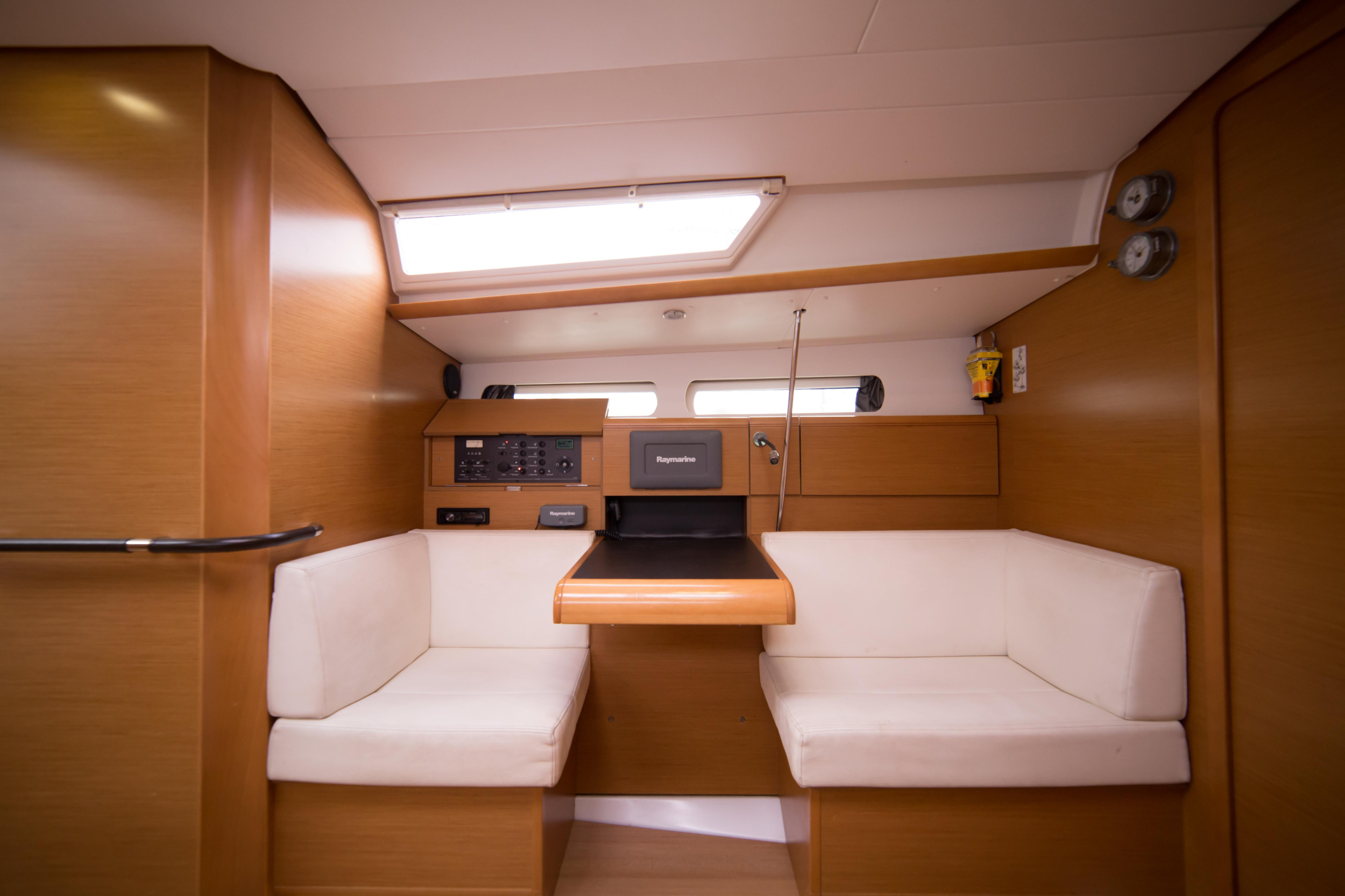 Sun Odyssey 409 — photo 46