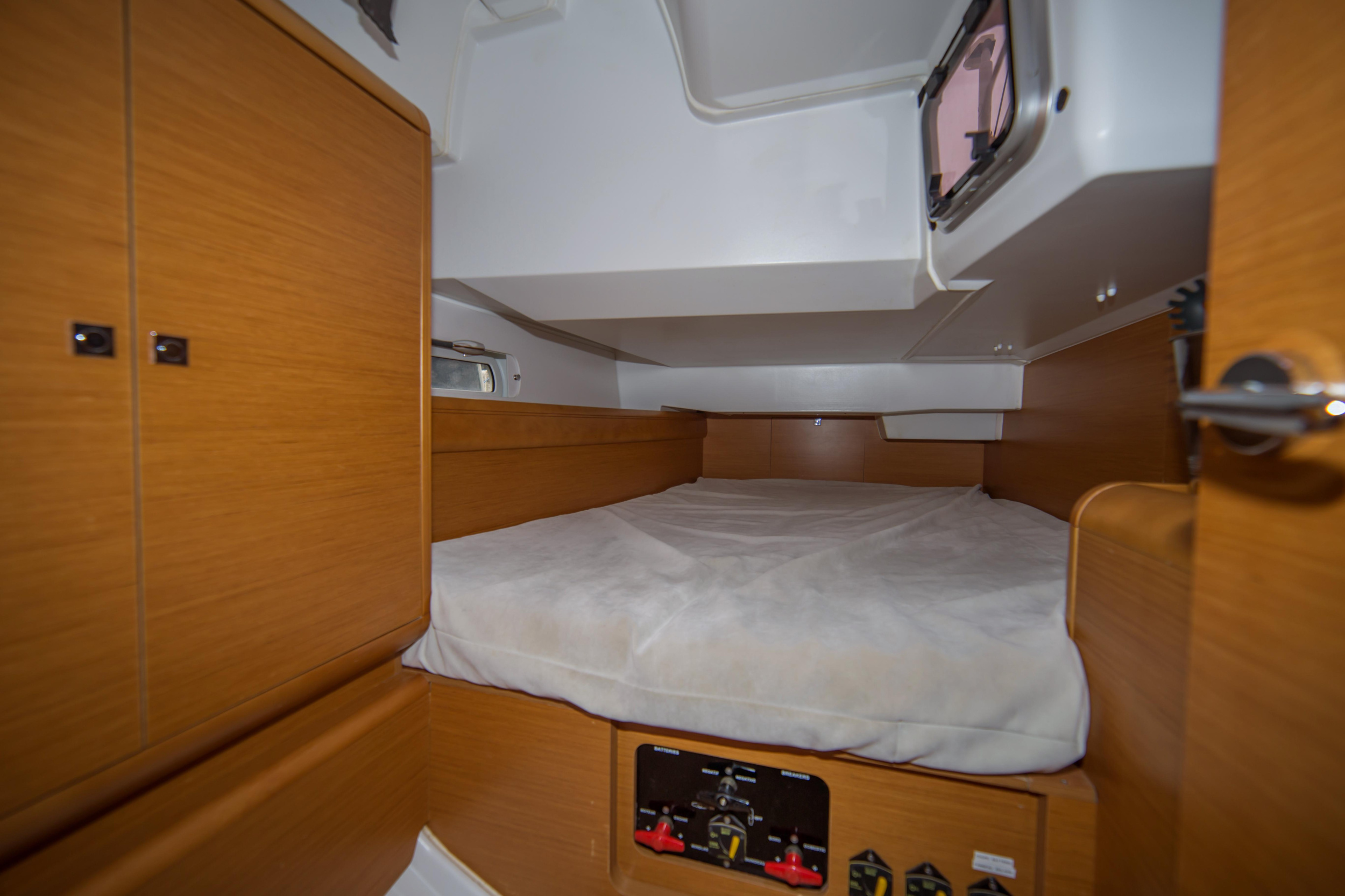Sun Odyssey 409 — photo 3