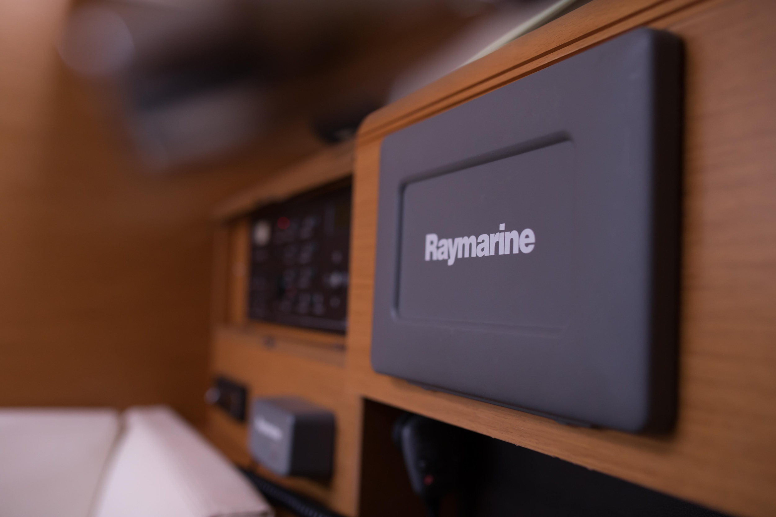 Sun Odyssey 409 — photo 11