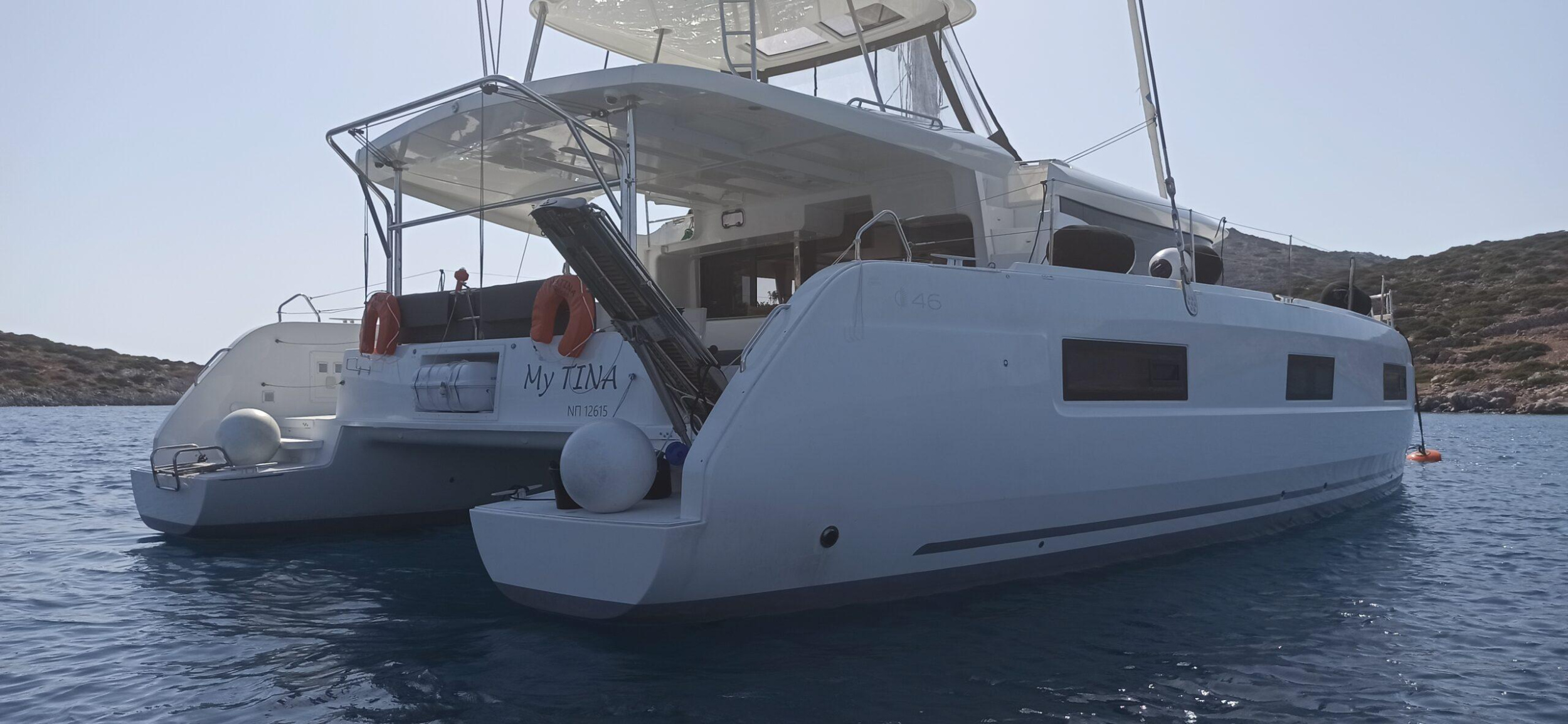 Lagoon 46 — photo 3