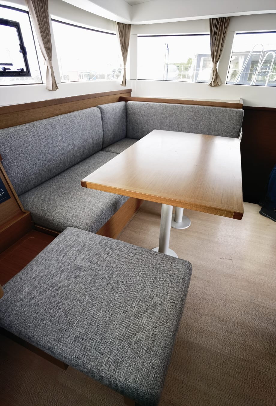 Lagoon 40 — photo 19