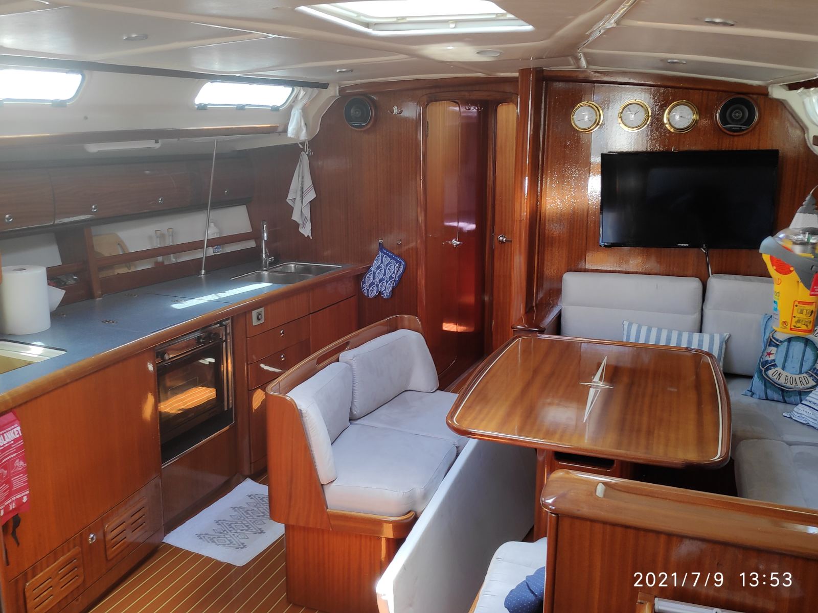 Bavaria 44 — photo 2