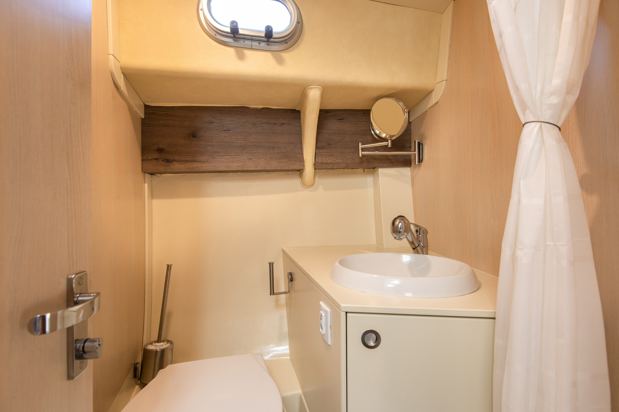Adria Mare 38 — photo 21