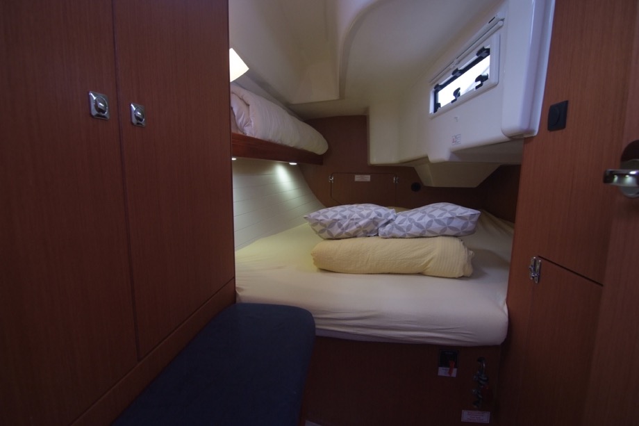 Bavaria Cruiser 33 — photo 7