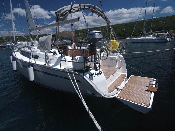 Bavaria Cruiser 33 — photo 1