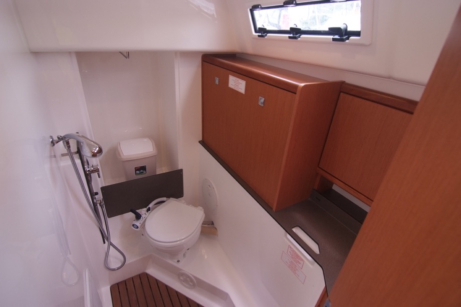 Bavaria Cruiser 33 — photo 2
