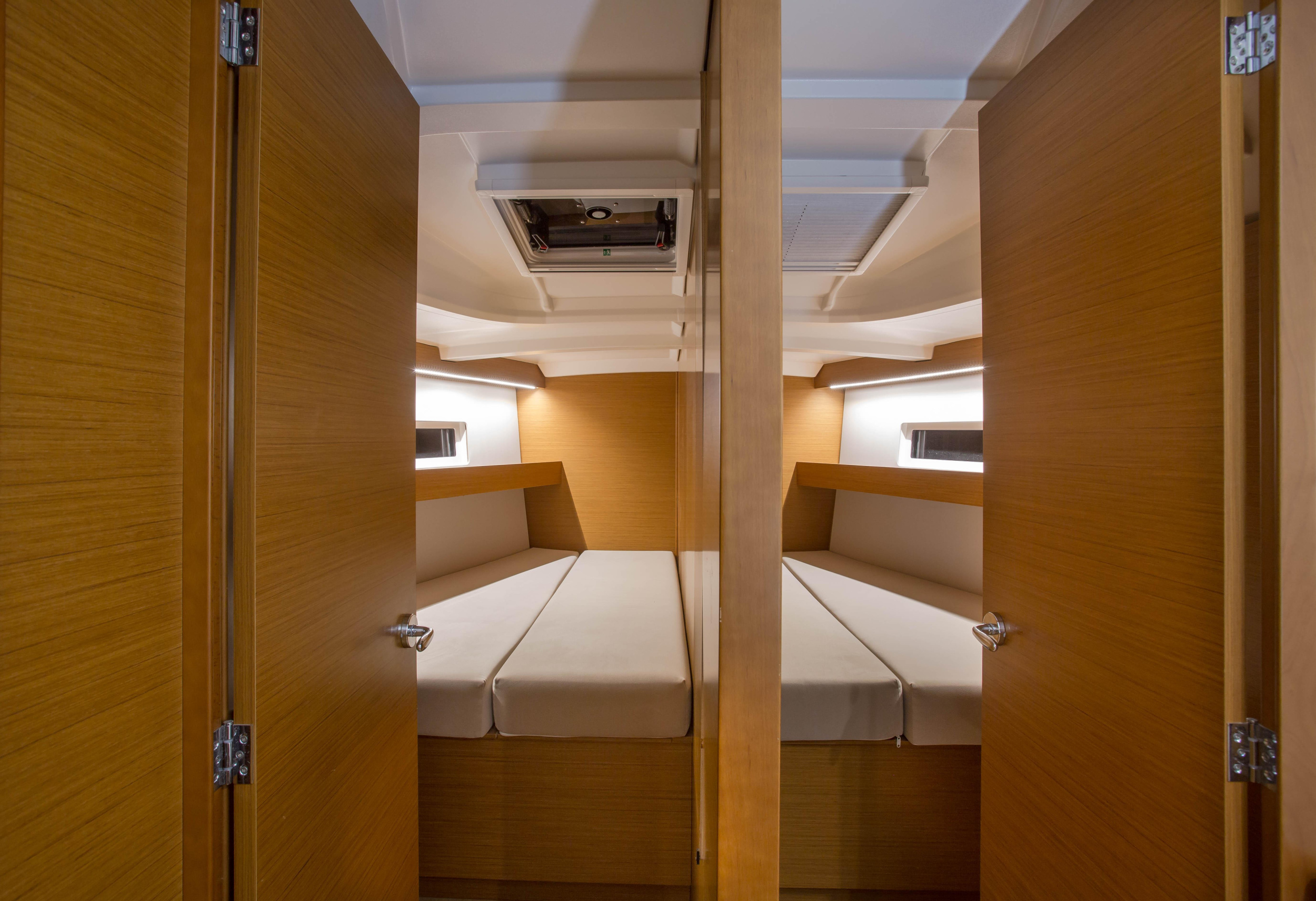Sun Odyssey 440 — photo 7