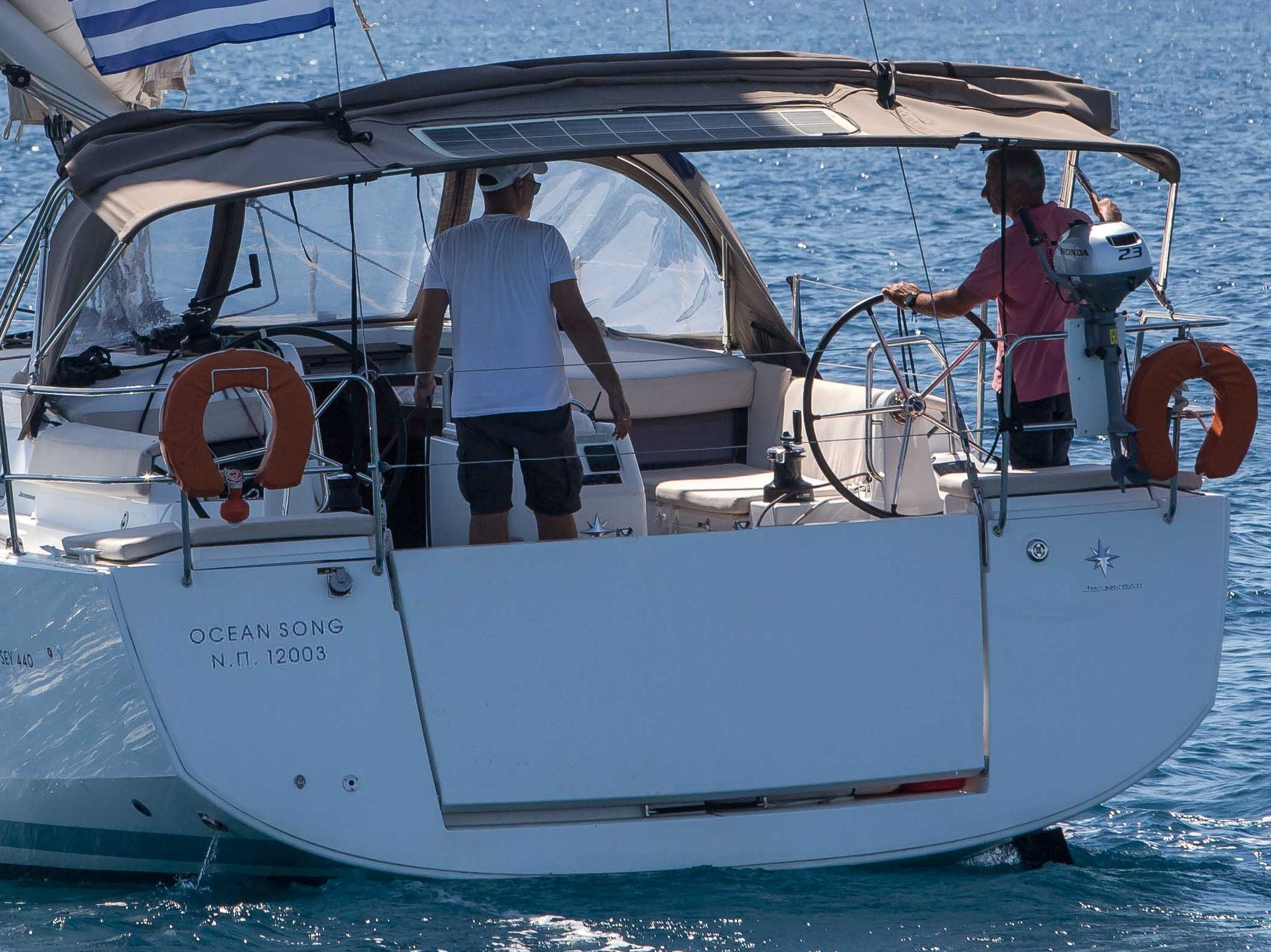 Sun Odyssey 440 — photo 1