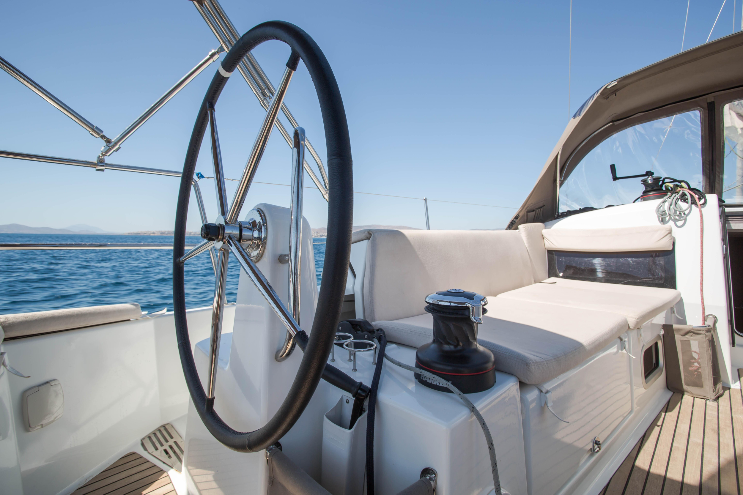 Sun Odyssey 440 — photo 18