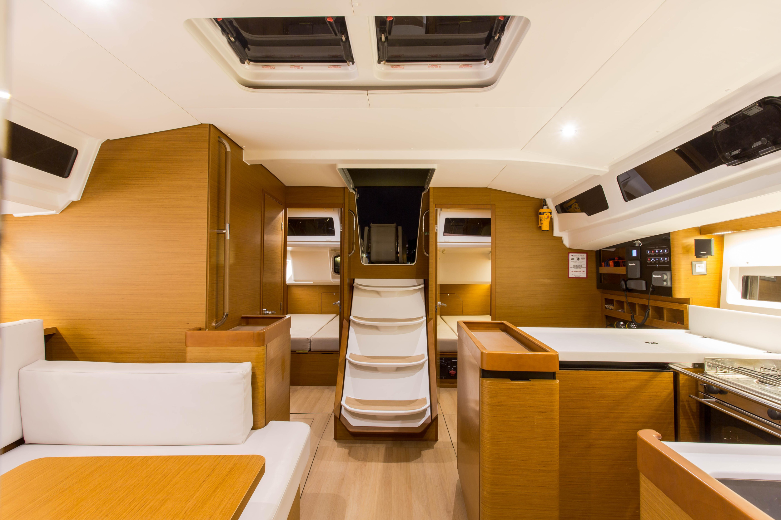 Sun Odyssey 440 — photo 21