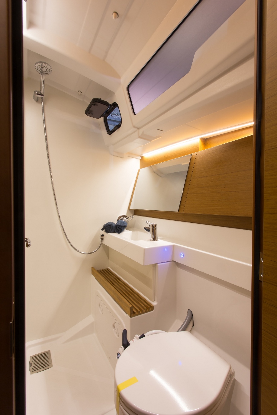 Sun Odyssey 490 — photo 17