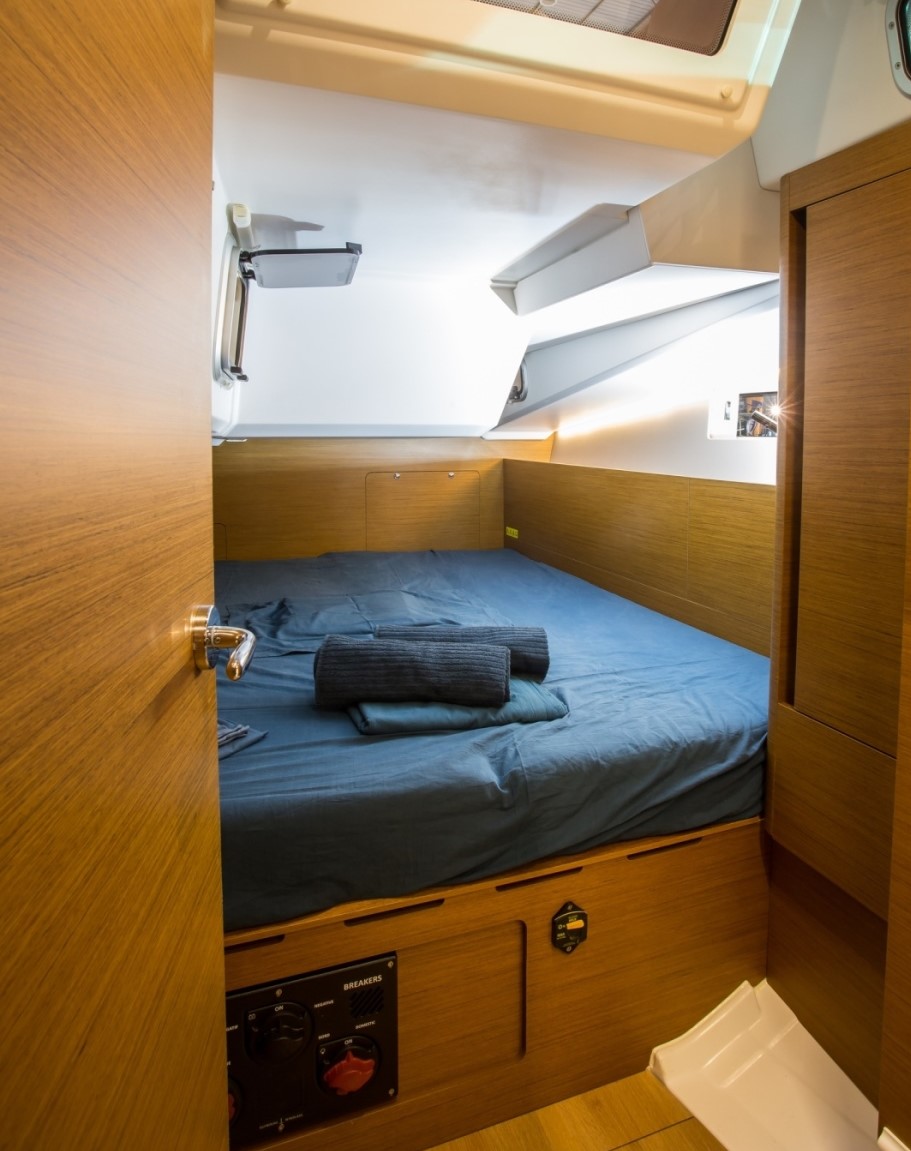 Sun Odyssey 490 — photo 26