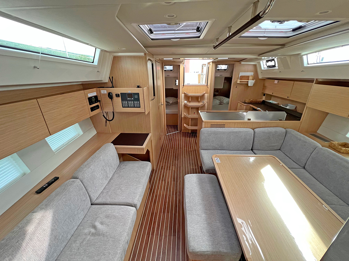 Bavaria C45 Style — photo 13