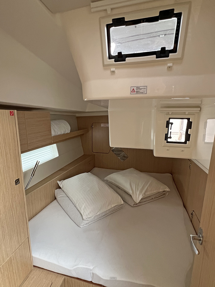 Bavaria C45 Style — photo 15