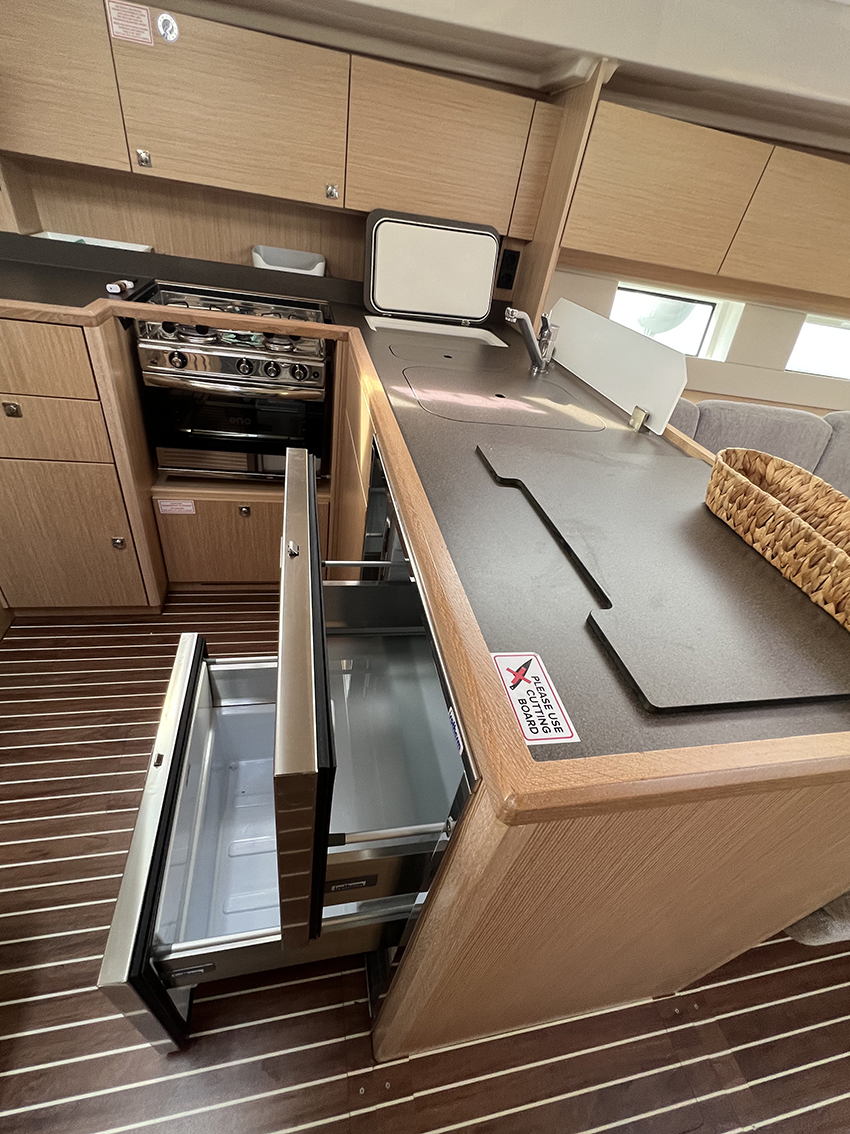 Bavaria C45 Style — photo 6