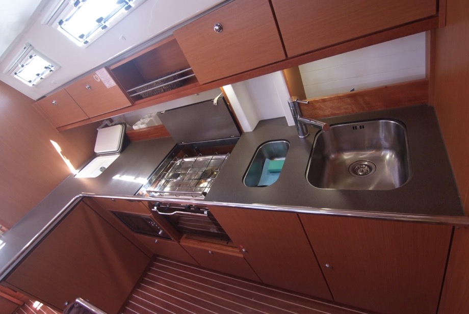 Bavaria Cruiser 45 — photo 5