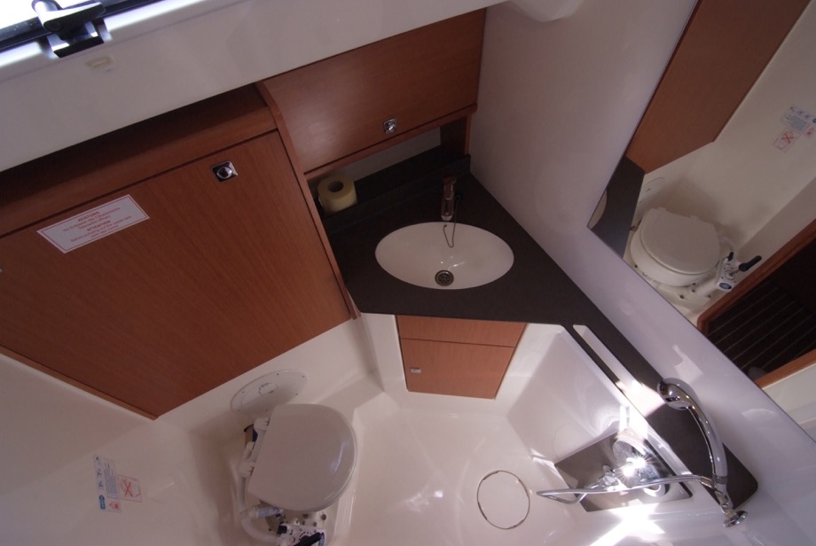 Bavaria Cruiser 46 — photo 2